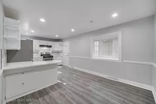 16456 George Dr, Oak Forest, IL 60452 - Photo 2