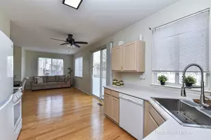 2414 Savoy Ct, Aurora, IL 60503 - Photo 10