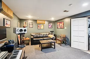 15811 S Marshfield Ave, Harvey, IL 60426 - Photo 34