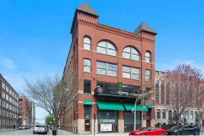 368 W Huron Street #3N, Chicago, IL 60654 - Photo 2