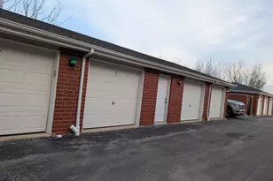 16641 S Liberty Circle, Orland Hills, IL 60487 - Photo 10