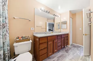 2861 Shelly Ln, Aurora, IL 60504 - Photo 10