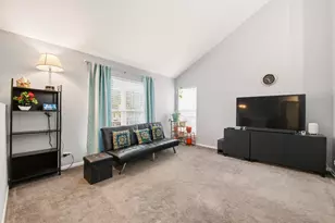 2861 Shelly Ln, Aurora, IL 60504 - Photo 4