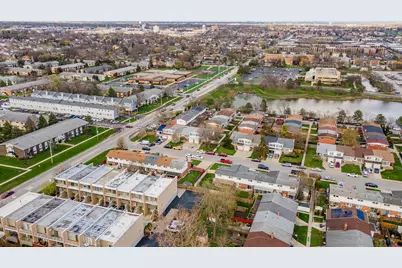 8945 Robin Drive #0, Des Plaines, IL 60016 - Photo 26