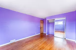 8945 Robin Dr, Des Plaines, IL 60016 - Photo 8