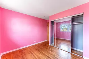 8945 Robin Dr, Des Plaines, IL 60016 - Photo 10