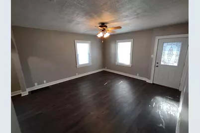 912 Douglas Street, Morris, IL 60450 - Photo 8