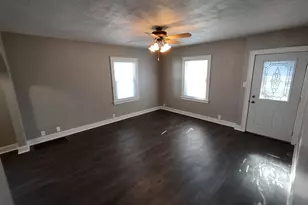 912 Douglas St, Morris, IL 60450 - Photo 8