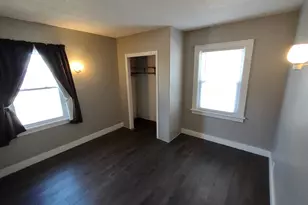 912 Douglas St, Morris, IL 60450 - Photo 6