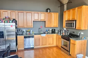 3963 W Belmont Ave, Chicago, IL 60618 - Photo 4