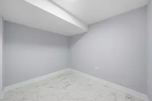 2811 W 82nd St, Chicago, IL 60652 - Photo 34