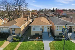 2811 W 82nd St, Chicago, IL 60652 - Photo 4