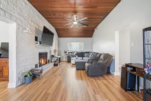 38W311 Il Route 64 Hwy, Saint Charles, IL 60175 - Photo 4