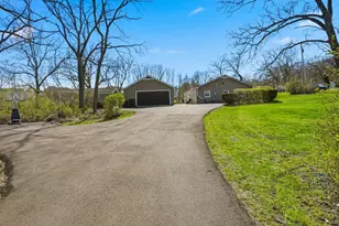 38W311 Il Route 64 Hwy, Saint Charles, IL 60175 - Photo 2