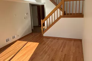 8316 High Point Cir, Darien, IL 60561 - Photo 2