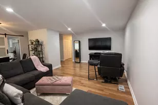 313 N Orchard Dr, Park Forest, IL 60466 - Photo 4