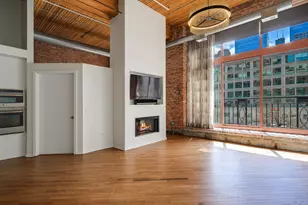 360 W Illinois St, Chicago, IL 60654 - Photo 10