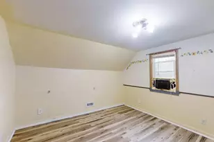 226 E Orleans St, Paxton, IL 60957 - Photo 28