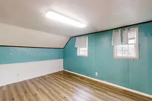 226 E Orleans St, Paxton, IL 60957 - Photo 22