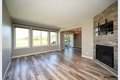 425 Locksley Drive, Streamwood, IL 60107 - Photo 4