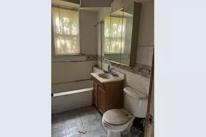 11576 S State Street, Chicago, IL 60628 - Photo 10
