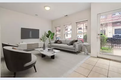 814 W 15th Place, Chicago, IL 60608 - Photo 14