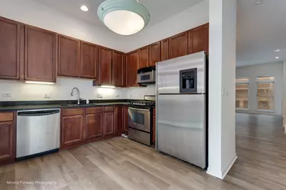 814 W 15th Place, Chicago, IL 60608 - Photo 22
