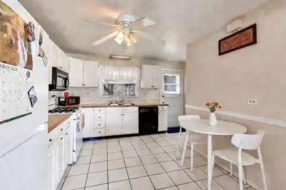 915 S Na Wa Ta Avenue, Mount Prospect, IL 60056 - Photo 10