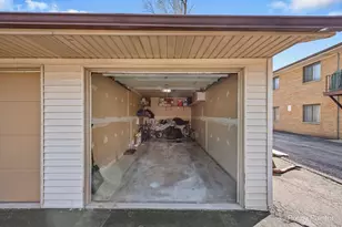 9800 Sayre Ave, Chicago Ridge, IL 60415 - Photo 24