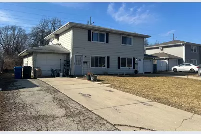 1060 & 1062 N Highland Avenue, Aurora, IL 60506 - Photo 2