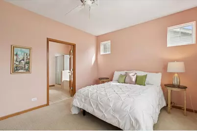 2238 Carillon Drive, Grayslake, IL 60030 - Photo 16