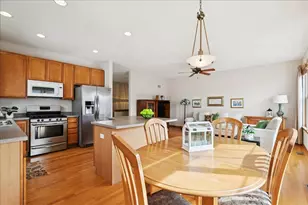 2238 Carillon Dr, Grayslake, IL 60030 - Photo 12