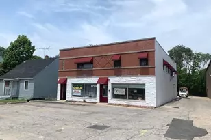 1616 Ogden Ave, Lisle, IL 60532 - Photo 1