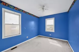 2764 W 95th Pl, Evergreen Park, IL 60805 - Photo 18