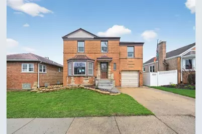 2764 W 95th Place, Evergreen Park, IL 60805 - Photo 2