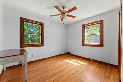 501 N State Street, Bellflower, IL 62174 - Photo 18