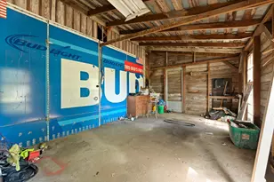 501 N State St, Bellflower, IL 62174 - Photo 28