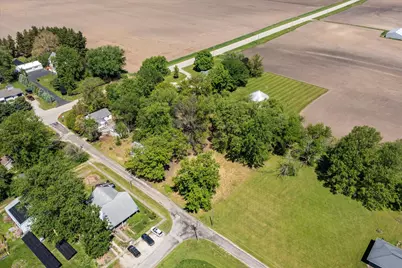 501 N State Street, Bellflower, IL 62174 - Photo 2