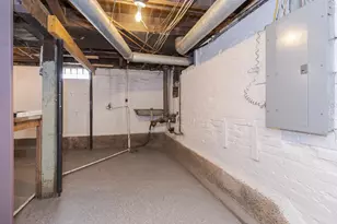 706 N Prairie St, Bloomington, IL 61701 - Photo 30