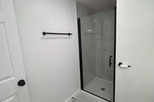 751 Kane St, Aurora, IL 60505 - Photo 8