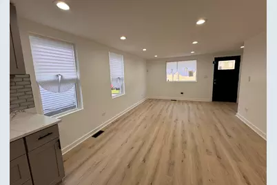 751 Kane Street, Aurora, IL 60505 - Photo 4