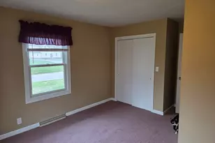 201 E Cleveland St, Heyworth, IL 61745 - Photo 24