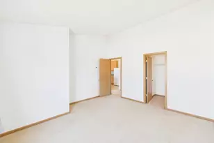 917 Silverstone Dr, Carpentersville, IL 60110 - Photo 24