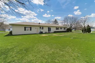 1 Millard Ct, Minier, IL 61759 - Photo 34