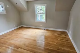 121 Fourth St, Libertyville, IL 60048 - Photo 10