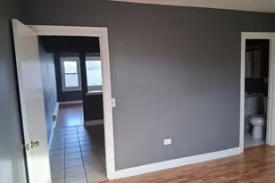 10355 W Lyndale Ave, Melrose Park, IL 60164 - Photo 8