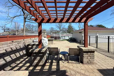 2808 Dove Street, Rolling Meadows, IL 60008 - Photo 4