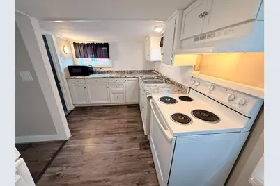 426 N Pleasant Street, Princeton, IL 61356 - Photo 6