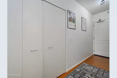 600 N Dearborn Street #1705, Chicago, IL 60610 - Photo 2