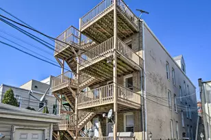 1409 W Superior St, Chicago, IL 60642 - Photo 12